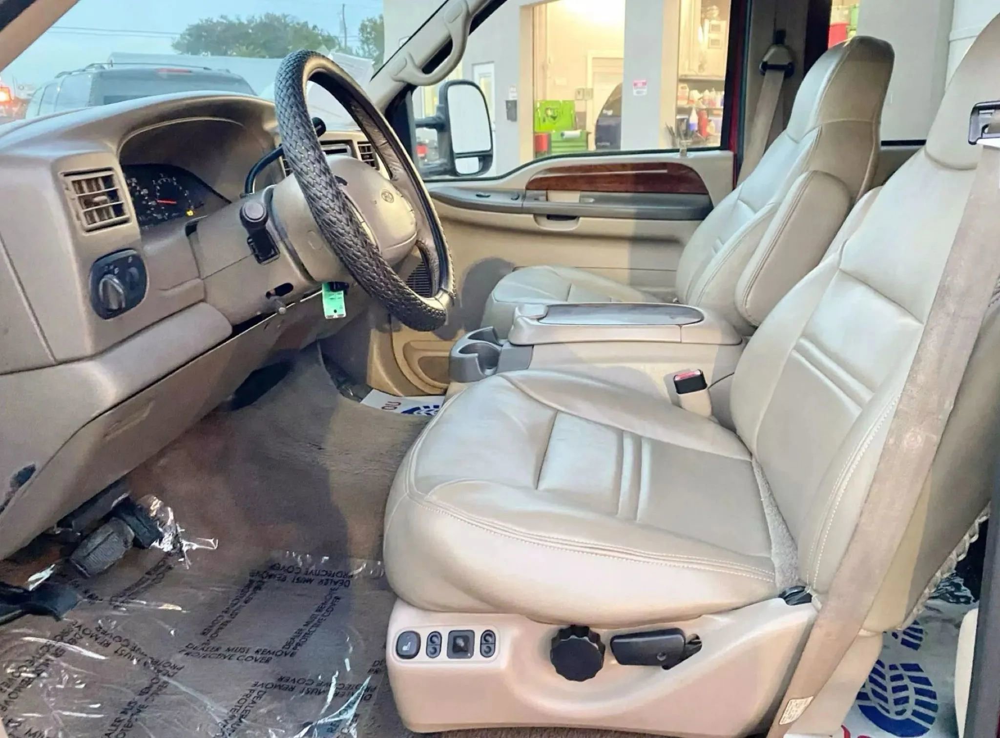 Used 2000 Ford Excursion Limited image 13