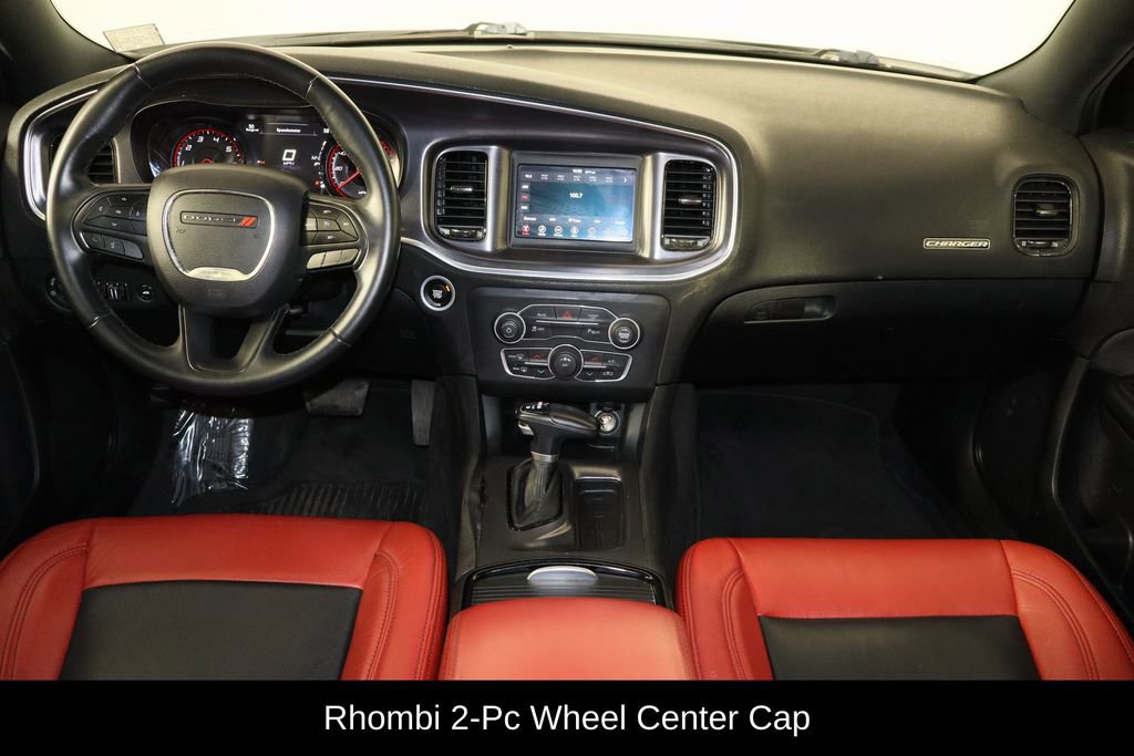 Used 2018 Dodge Charger SXT w/ Blacktop Package image 14