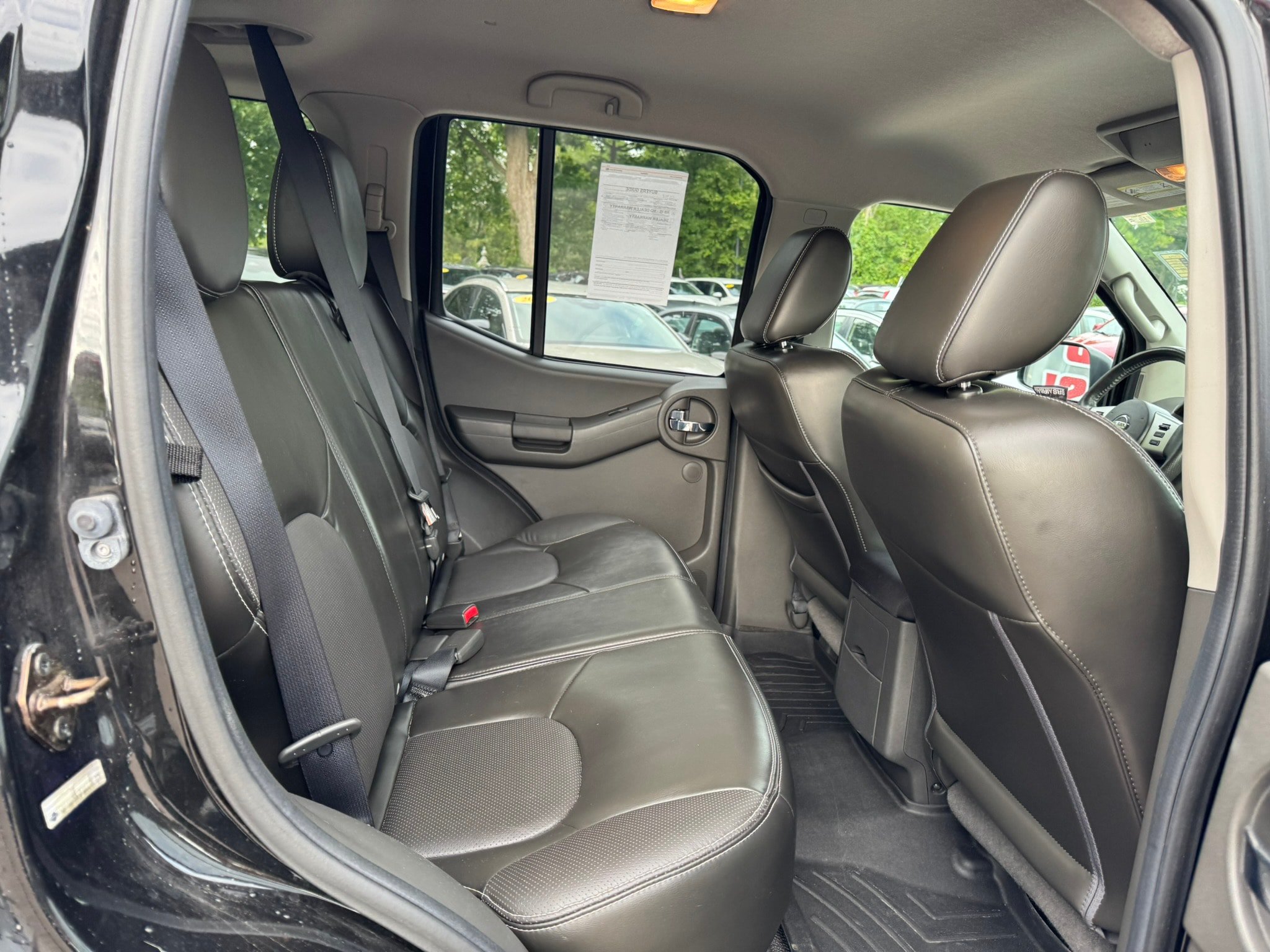 Used 2015 Nissan Xterra PRO-4X AWD/4WD image 12