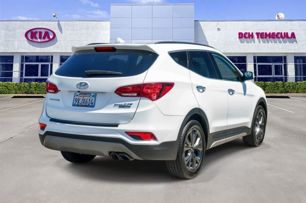 Used 2018 Hyundai Santa Fe Sport w/ Cargo Package AWD/4WD image 4