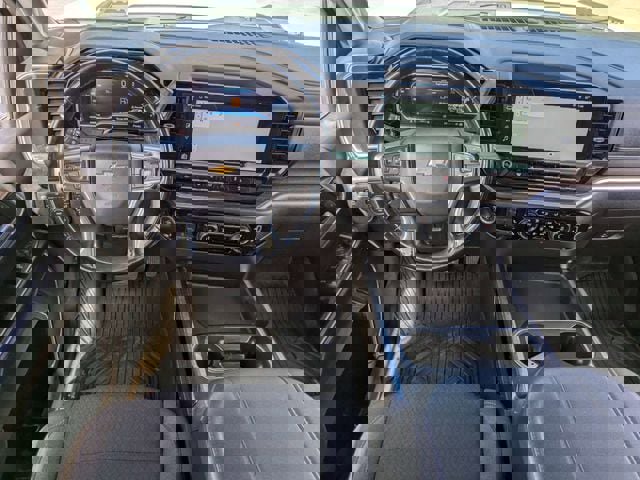 Used 2024 Chevrolet Silverado 2500 LT w/ Convenience Package image 16