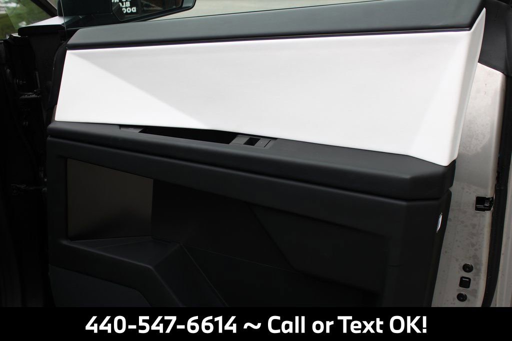 Used 2024 Tesla Cybertruck Cyberbeast image 25