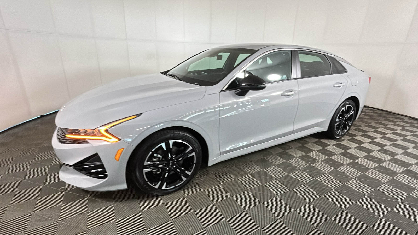 Used 2022 Kia K5 GT-Line FWD image 8