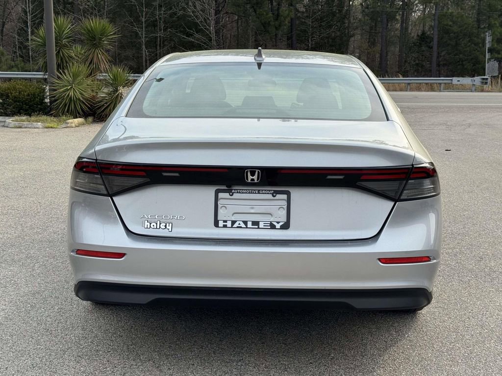 Used 2024 Honda Accord EX image 22