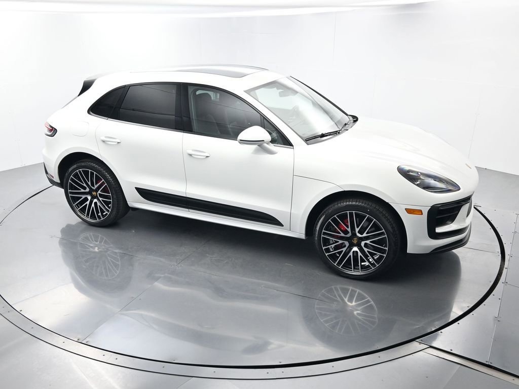 Certified 2023 Porsche Macan S AWD/4WD image 44