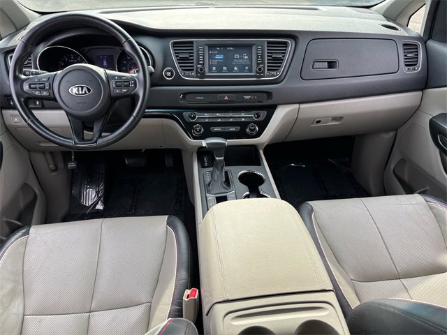 Used 2020 Kia Sedona EX image 8