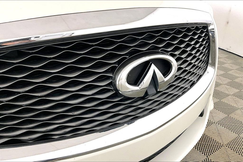 Used 2018 INFINITI QX60 Luxe w/ Deluxe Technology Package image 31