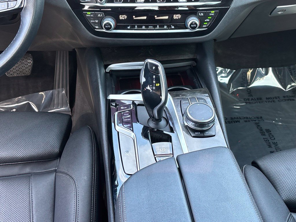 Used 2023 BMW 540i w/ Convenience Package RWD image 22