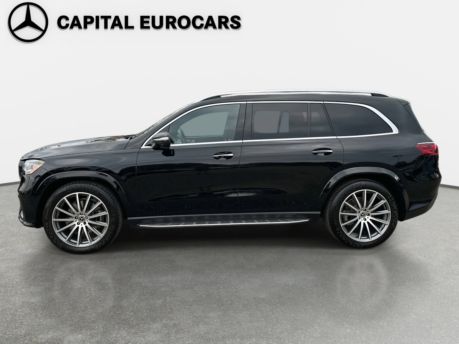 Used 2025 Mercedes-Benz GLS 580 4MATIC image 2