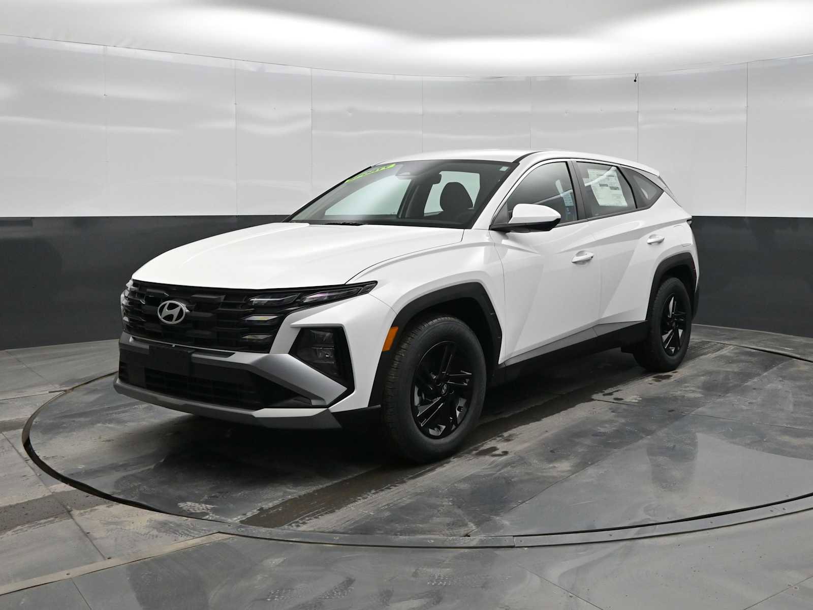 New 2026 Hyundai Tucson SE