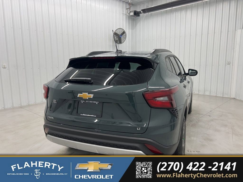 New 2026 Chevrolet Trax LT image 3