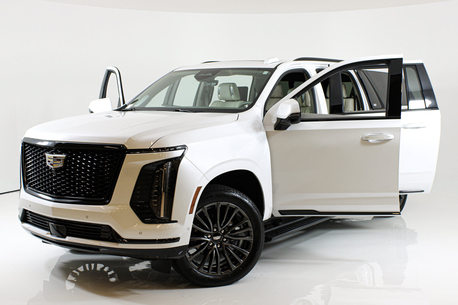 Used 2025 Cadillac Escalade ESV Sport Platinum RWD image 60