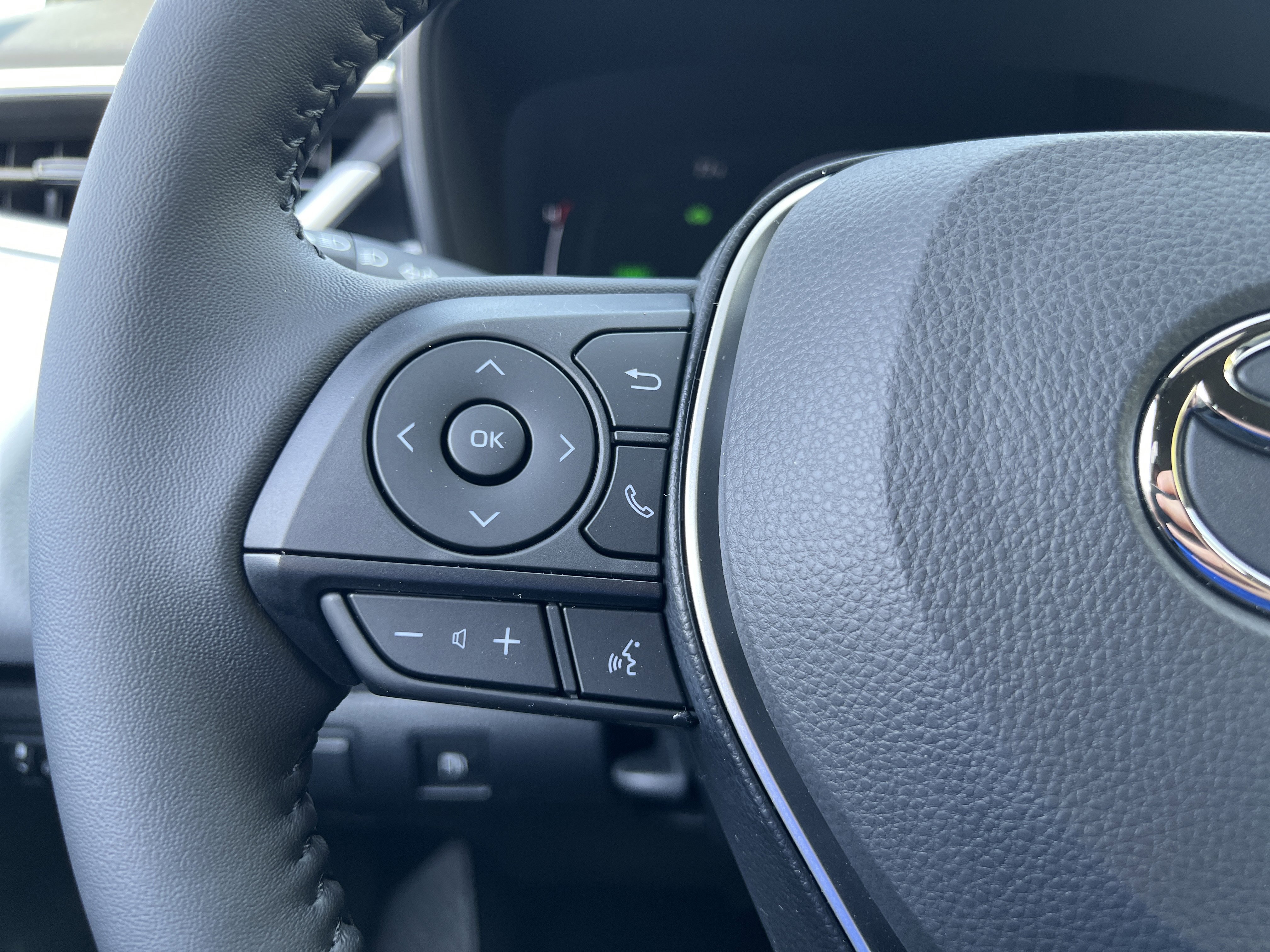 New 2026 Toyota Corolla SE image 14