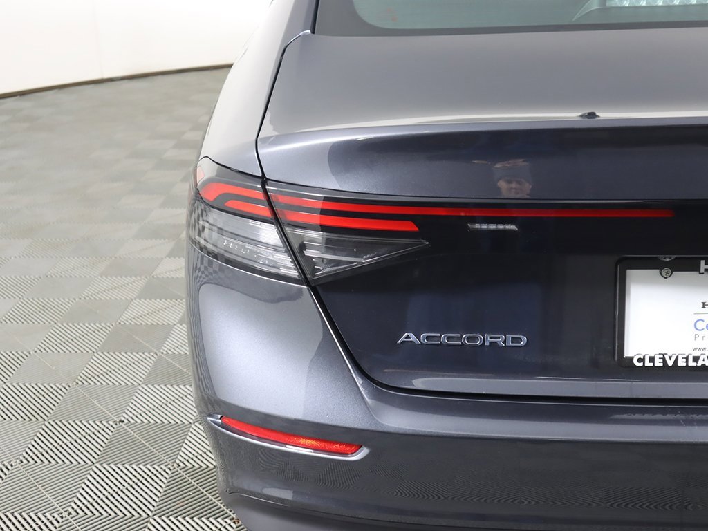 Certified 2025 Honda Accord SE image 15