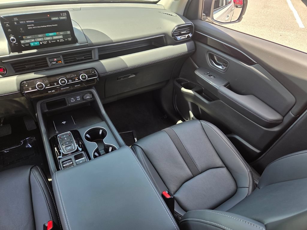 Certified 2025 Honda Pilot EX-L image 14