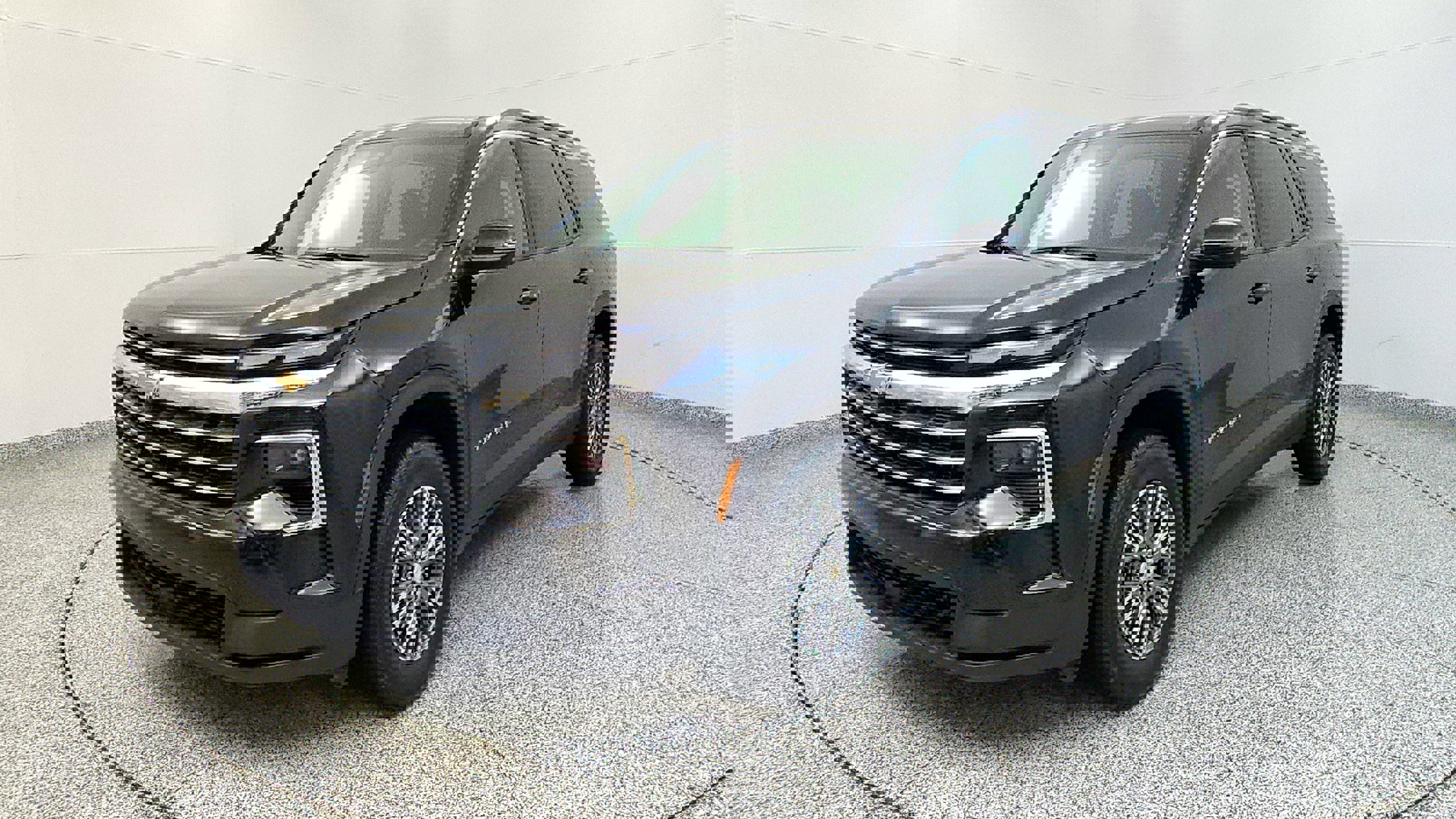 Used 2024 Chevrolet Traverse LT image 1