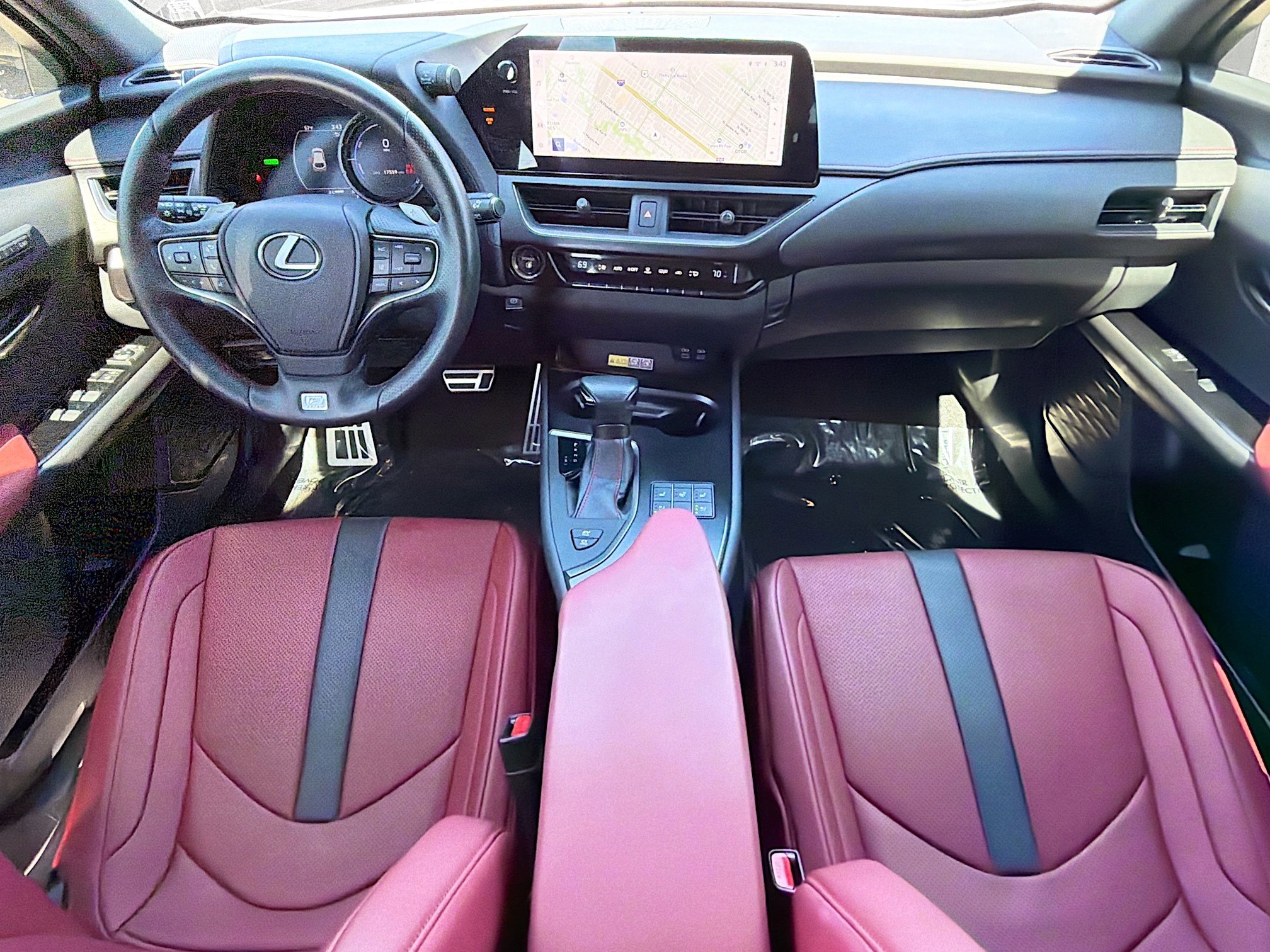 Used 2024 Lexus UX 250h F Sport image 16