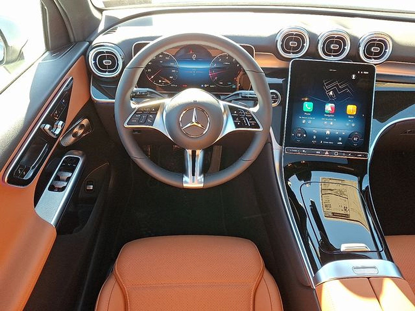 Certified 2026 Mercedes-Benz GLC 300 4MATIC image 9