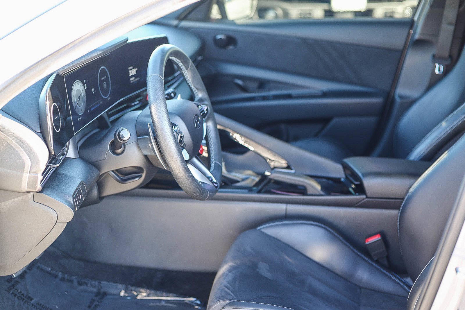 Used 2025 Hyundai Elantra N FWD image 19