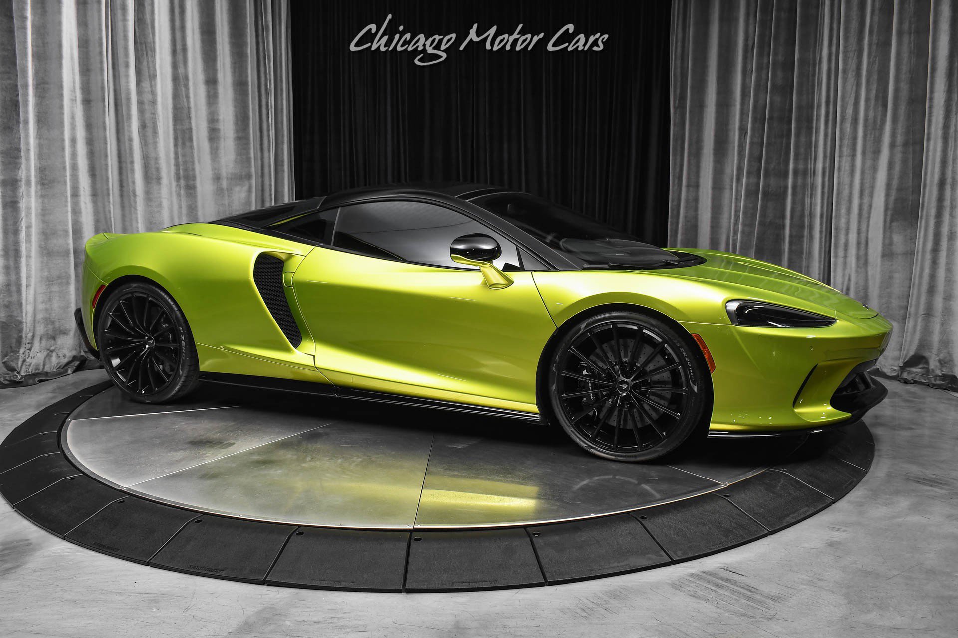 Used 2023 McLaren GT RWD image 6