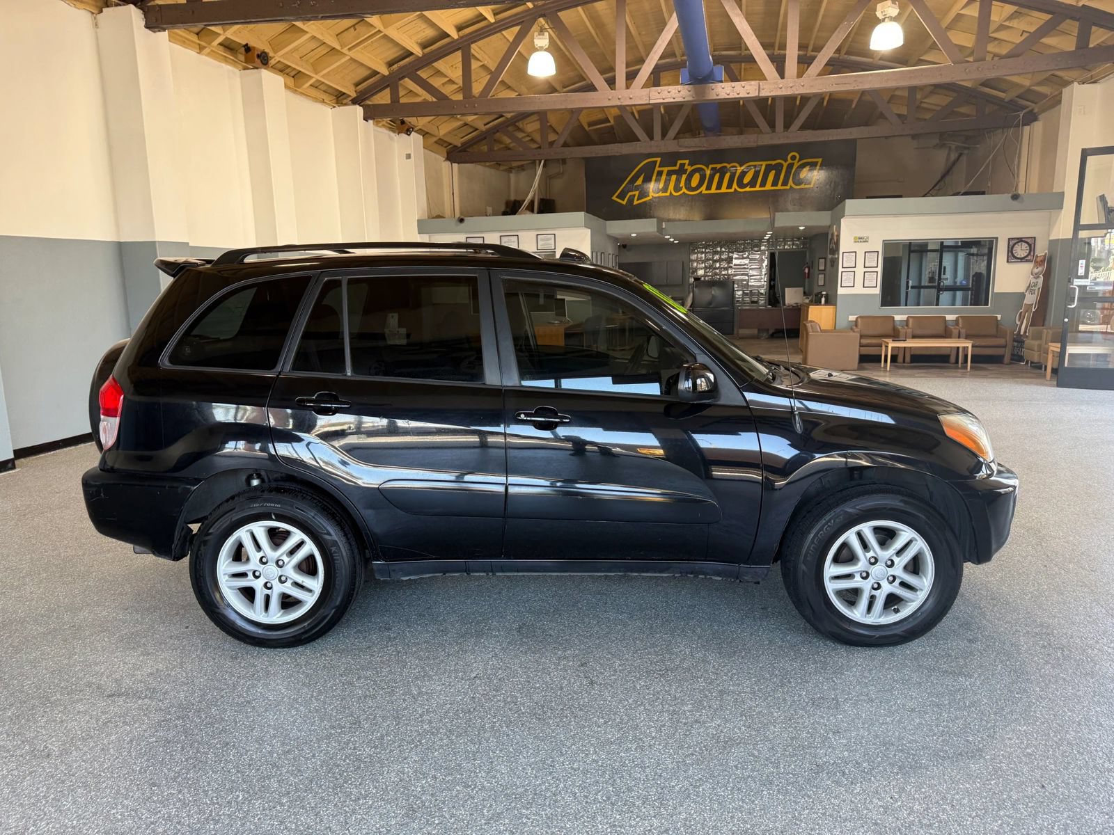 Used 2002 Toyota RAV4 2WD image 8