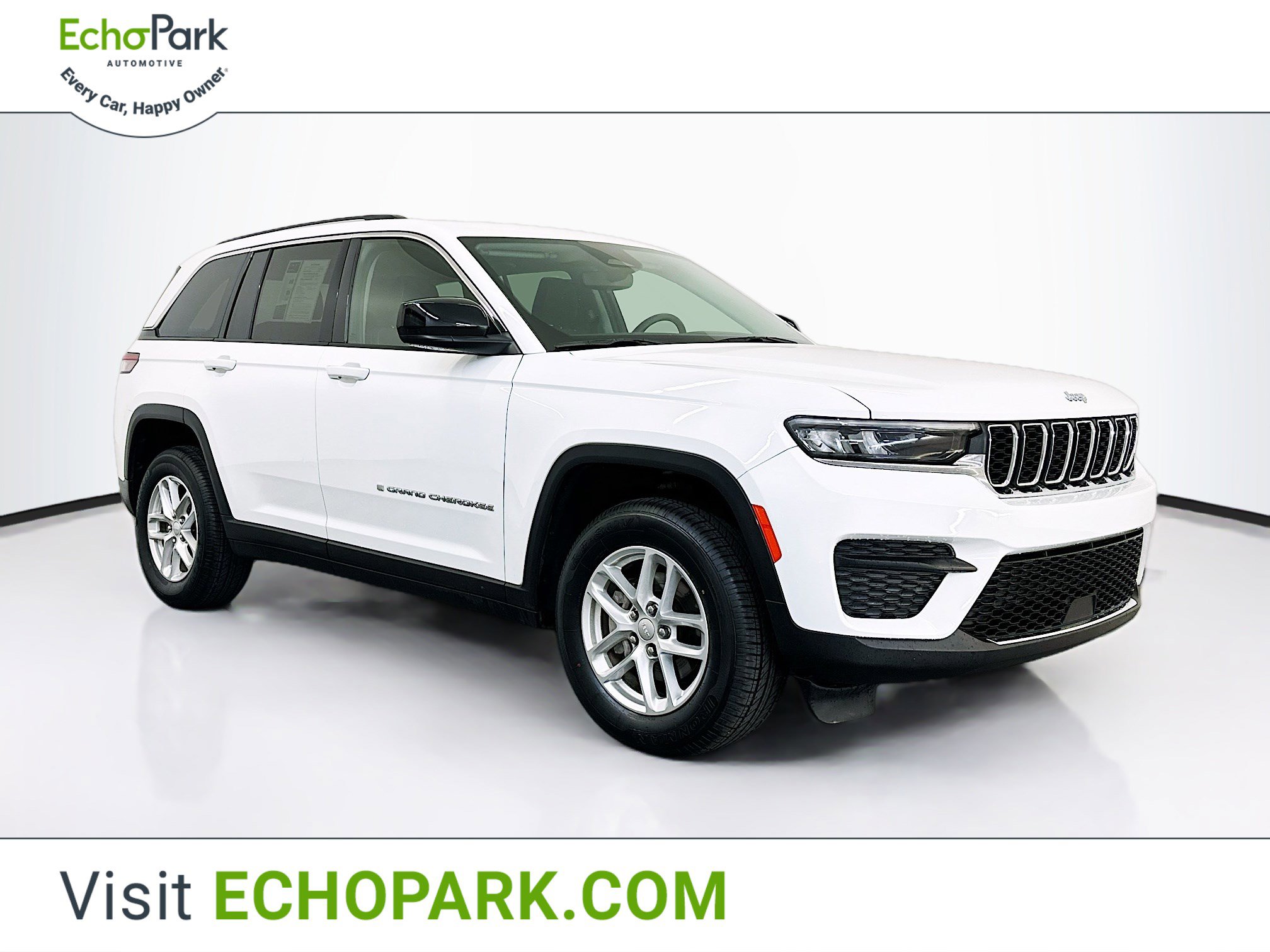 Used 2023 Jeep Grand Cherokee Laredo