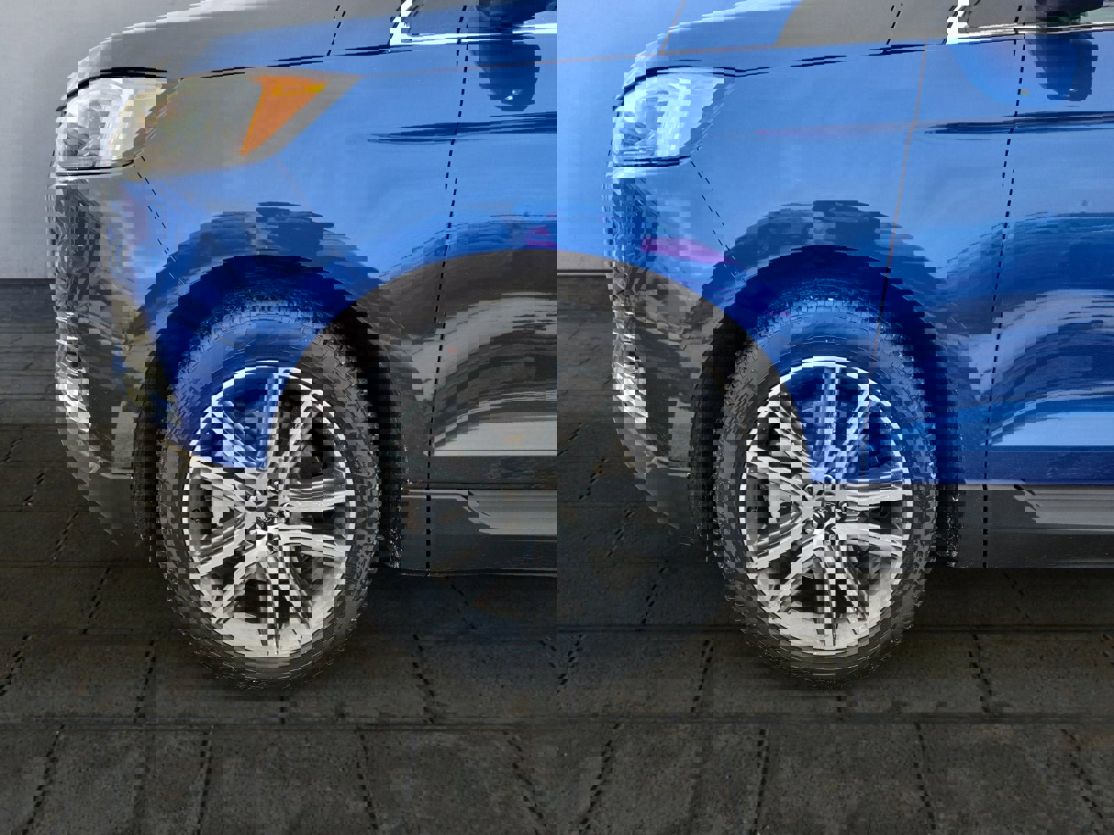 Certified 2024 Ford Edge Titanium w/ Equipment Group 301A image 27