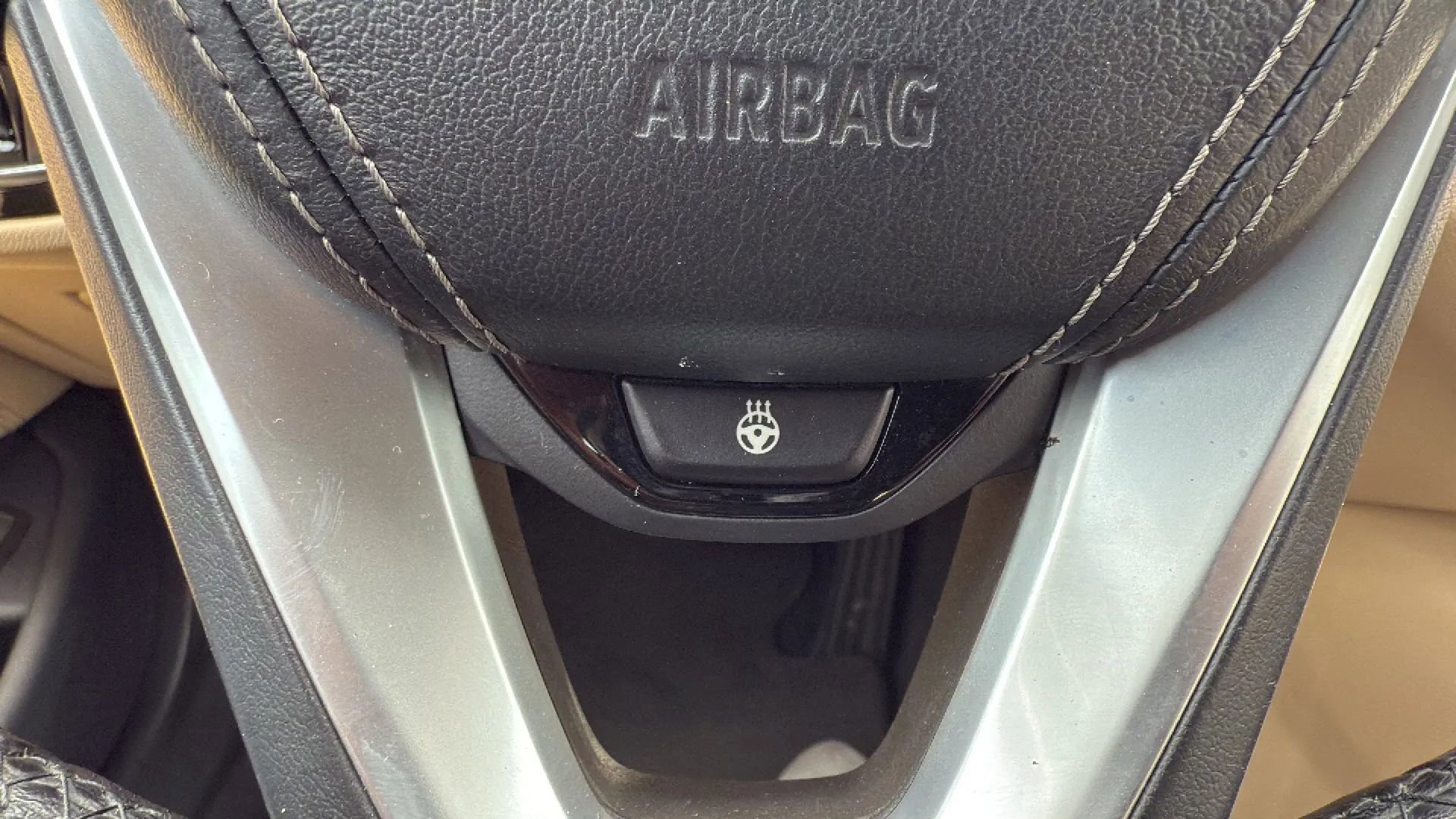 Used 2017 BMW 530i xDrive image 13