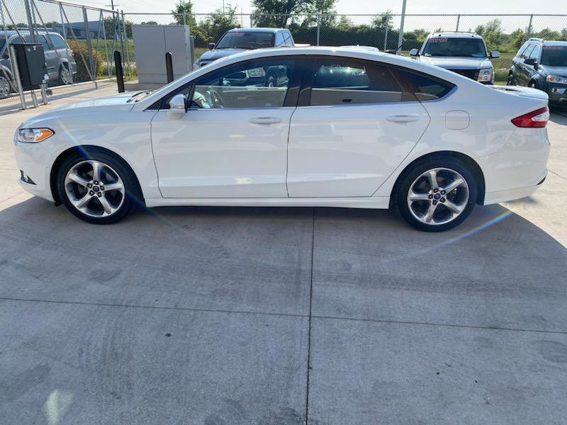 Used 2015 Ford Fusion SE