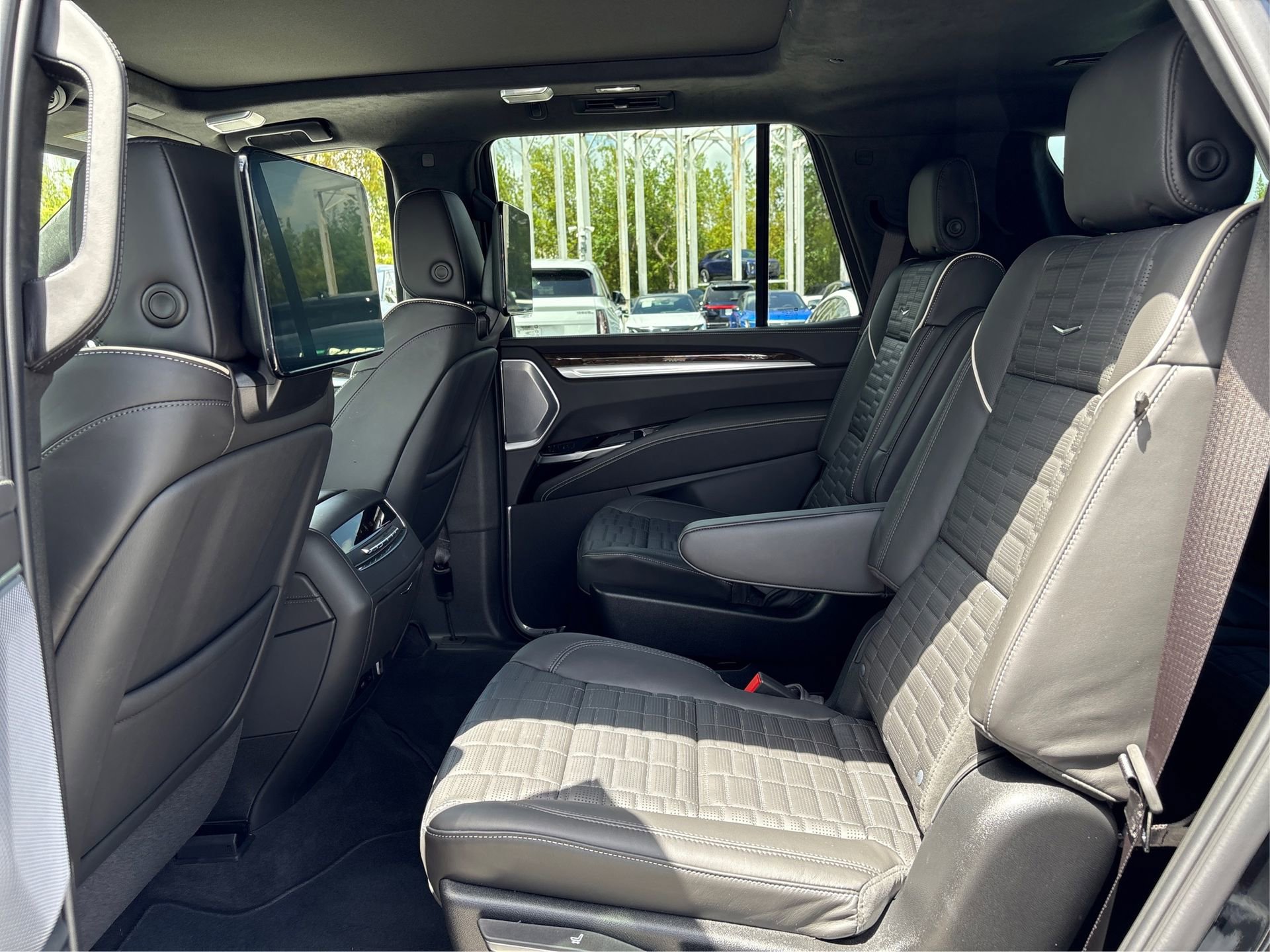 New 2026 Cadillac Escalade Platinum Sport image 10