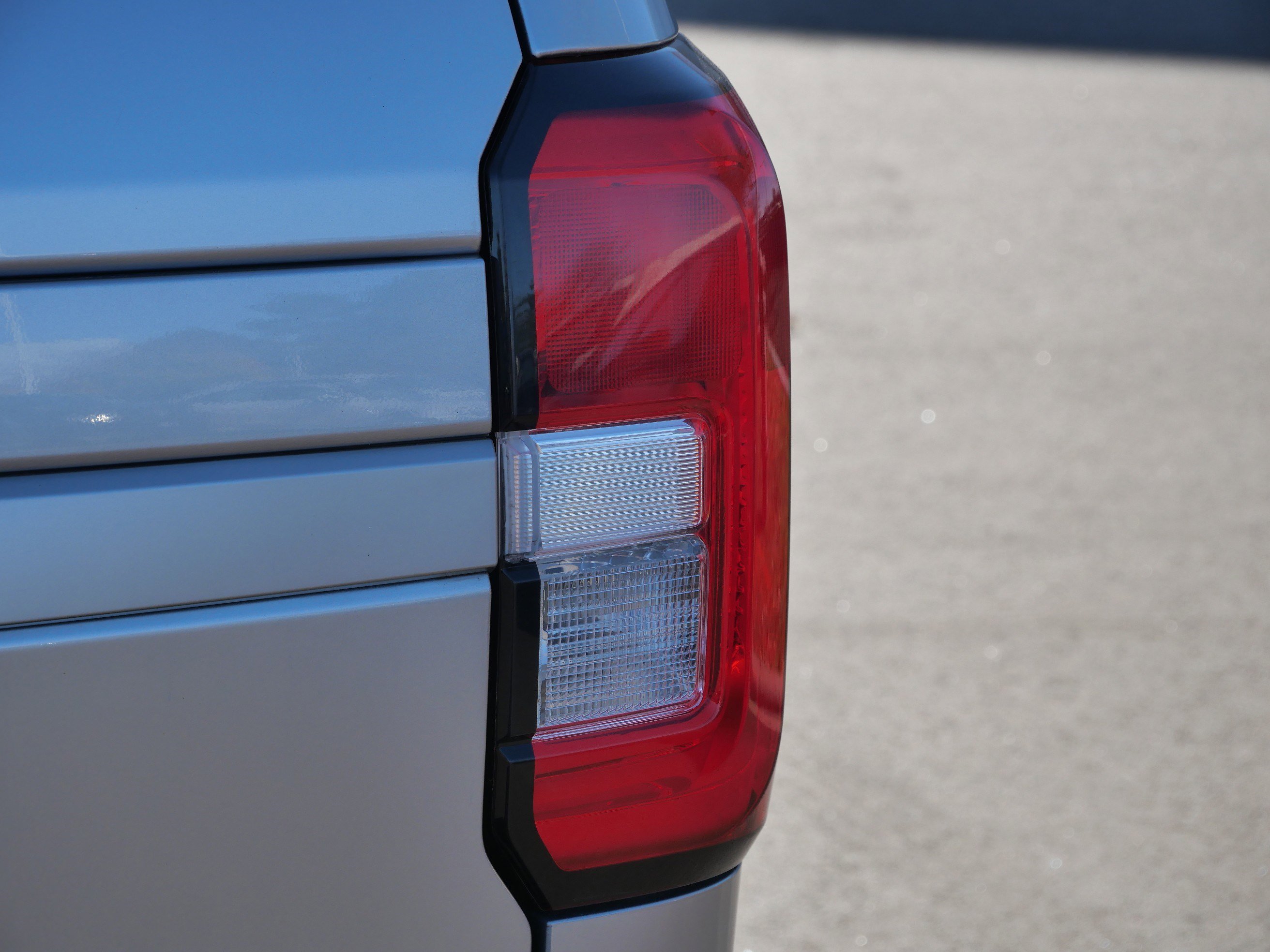 Used 2024 Ford Expedition XLT image 17