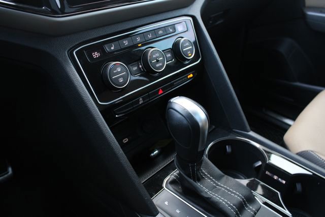 Used 2023 Volkswagen Atlas Cross Sport SEL R-Line image 18