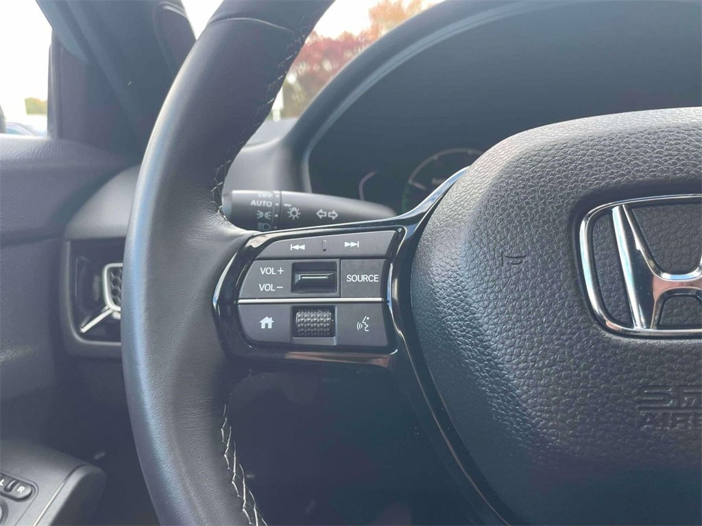 Certified 2025 Honda Civic Sport image 17