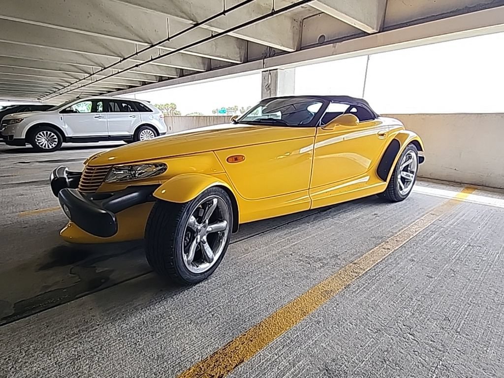 Used 2002 Chrysler Prowler RWD image 2