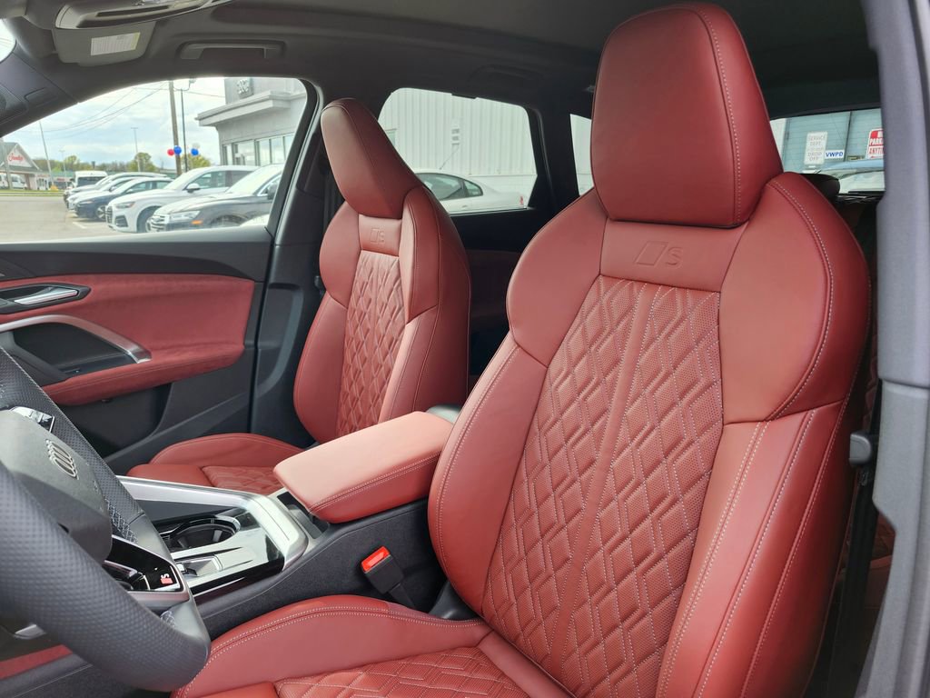 New 2026 Audi SQ5 Prestige AWD/4WD image 13