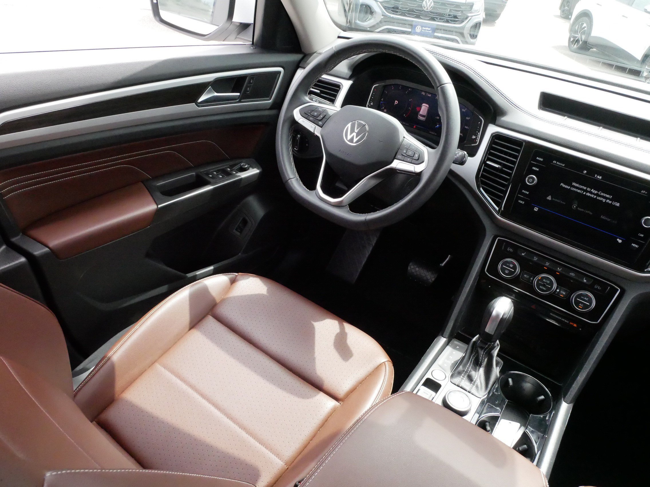 Certified 2023 Volkswagen Atlas SE AWD/4WD image 9
