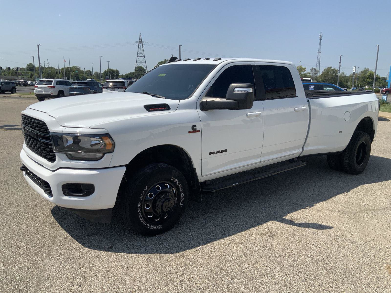 Used 2024 RAM 3500 Big Horn w/ Night Edition AWD/4WD image 4