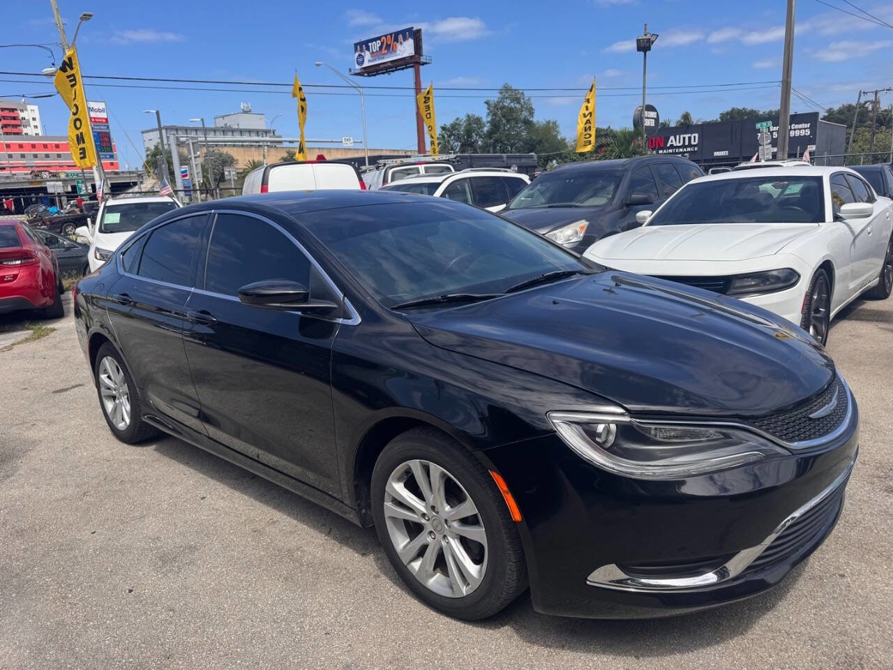 Used 2015 Chrysler 200 Limited w/ Convenience Group FWD image 2