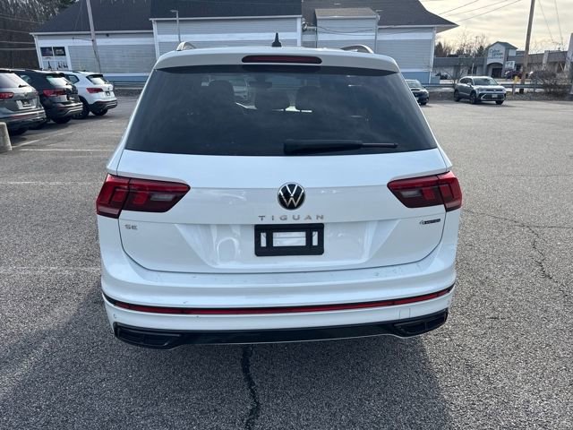 Certified 2022 Volkswagen Tiguan SE R-Line image 8
