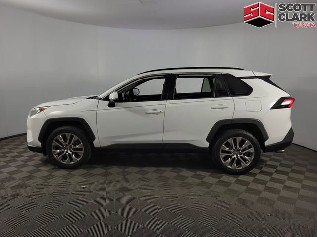 Used 2020 Toyota RAV4 XLE Premium FWD image 5
