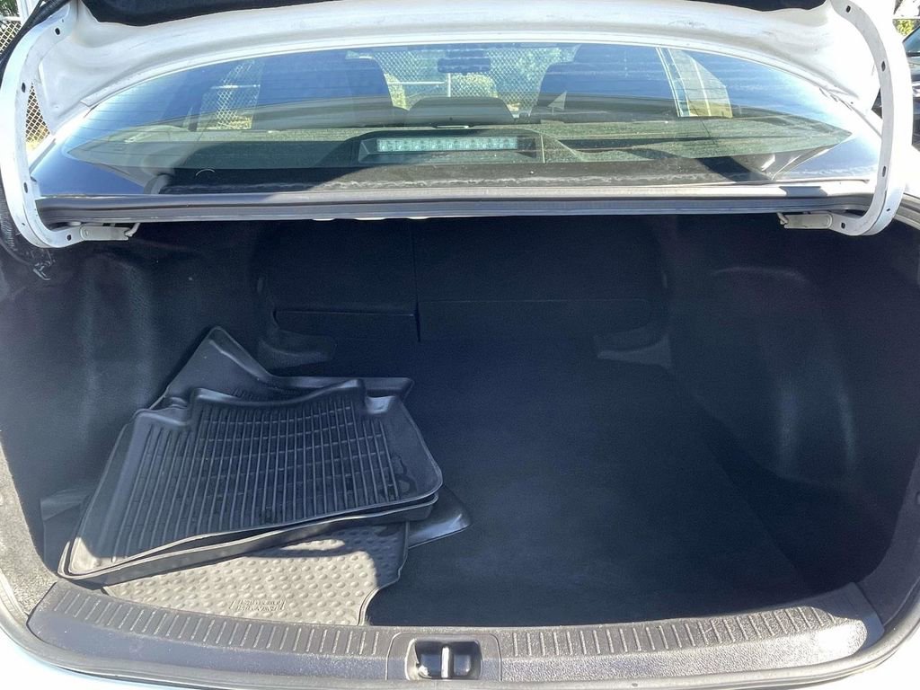 Used 2024 Toyota Corolla SE FWD image 11