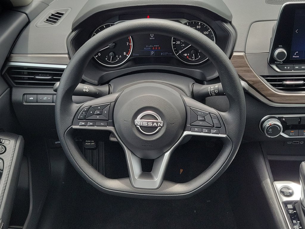 New 2026 Nissan Altima 2.5 SV FWD image 19