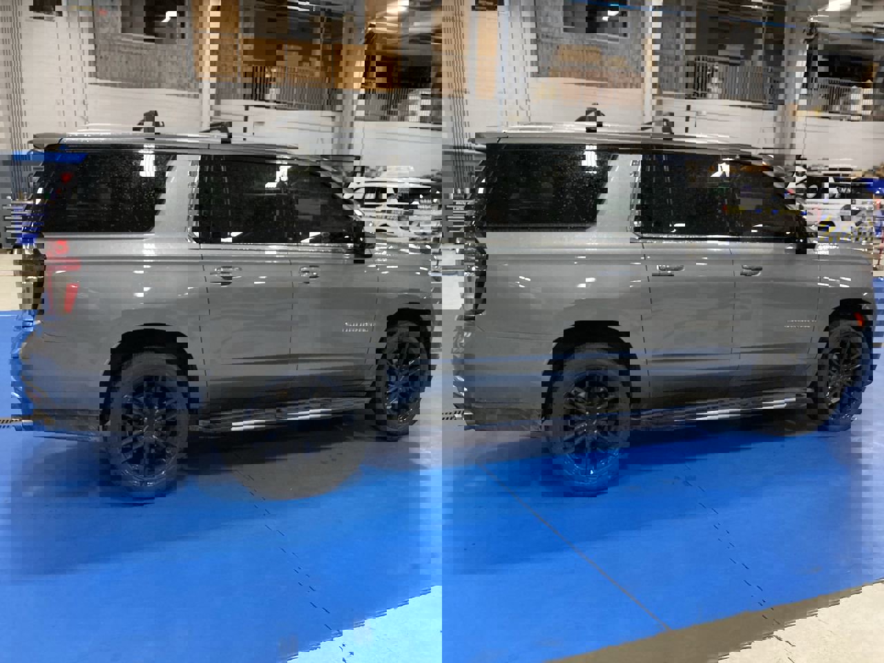 Used 2021 Chevrolet Suburban High Country AWD/4WD image 7