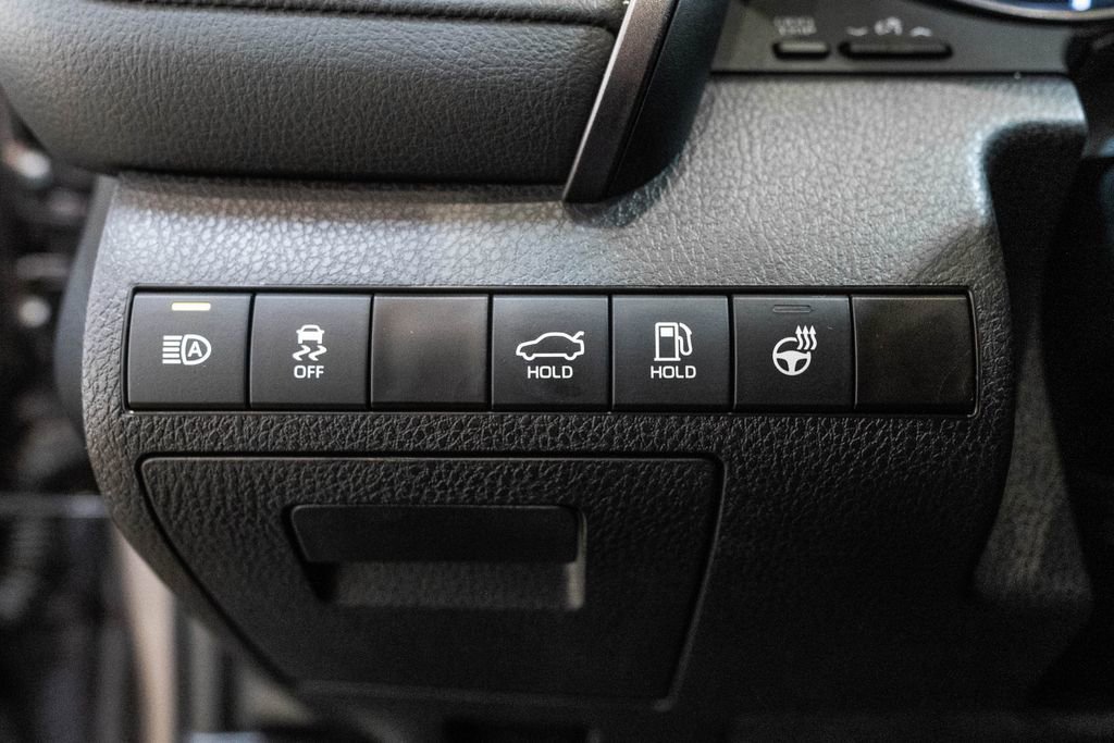 Used 2024 Toyota Camry SE w/ Cold Weather Package image 23