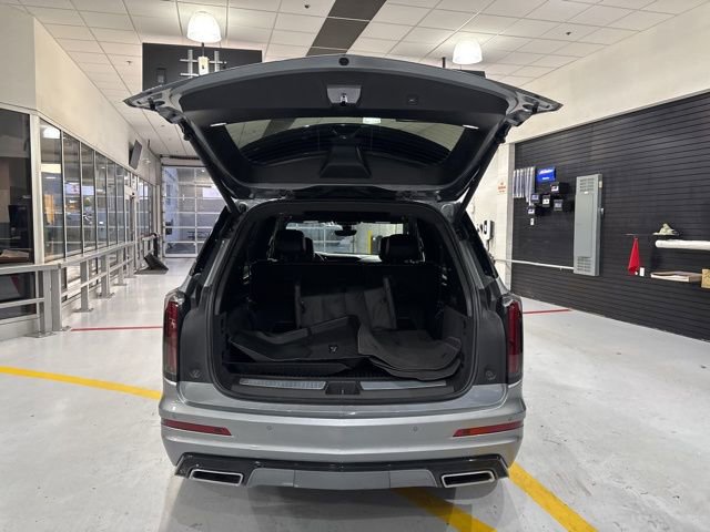 Used 2024 Cadillac XT6 Sport w/ Technology Package image 42