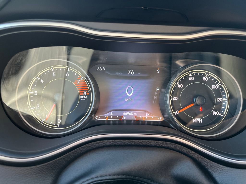 Used 2022 Jeep Cherokee Trailhawk w/ Trailer Tow Group image 15