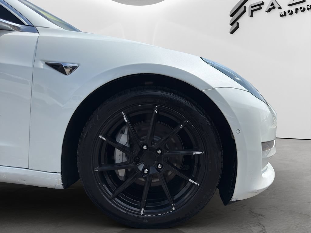 Used 2018 Tesla Model 3 Long Range AWD/4WD image 24