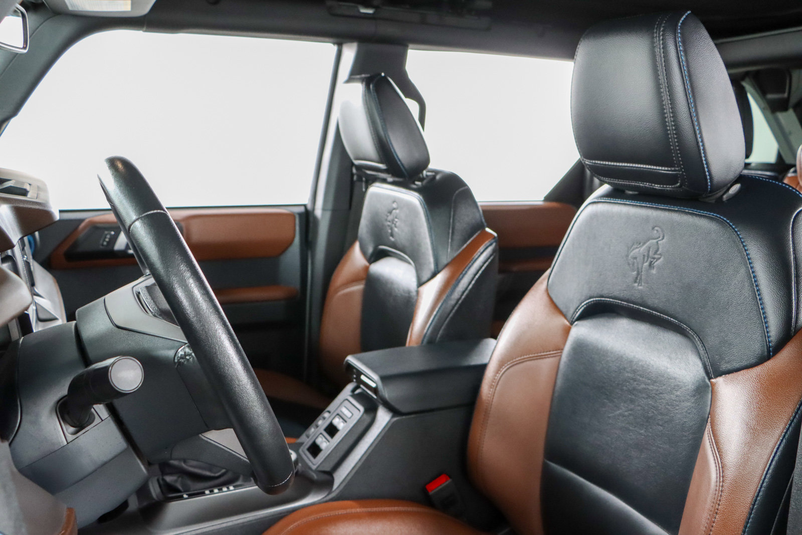 Used 2023 Ford Bronco Outer Banks image 24