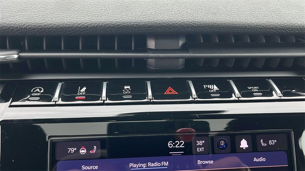 New 2025 Jeep Grand Cherokee L Altitude image 16