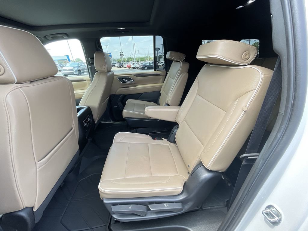 Certified 2022 Chevrolet Suburban Premier AWD/4WD image 26